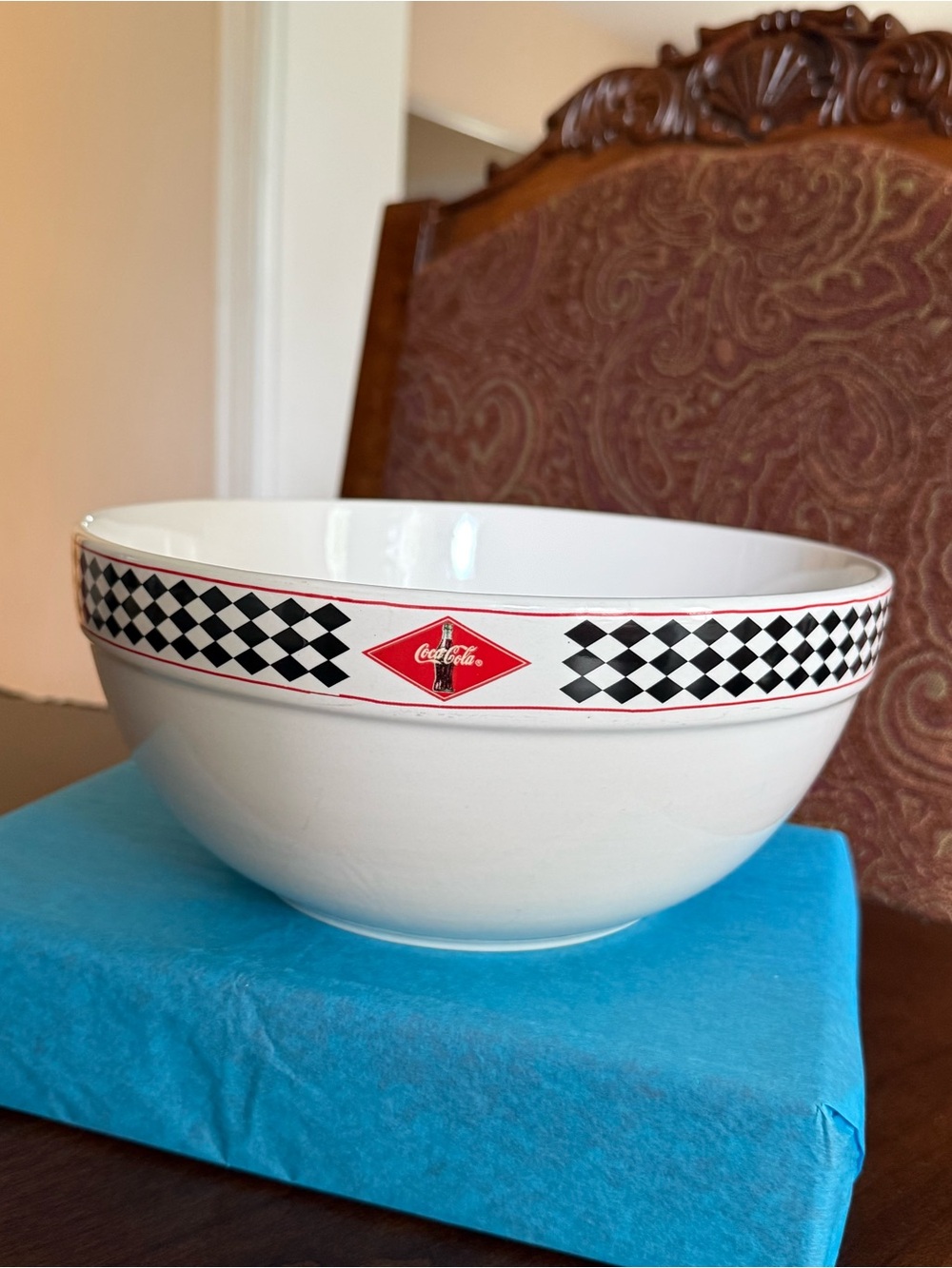 Vintage 2003 Coca-Cola 9.25” Mixing / Serving Bowl by Gibson Designs